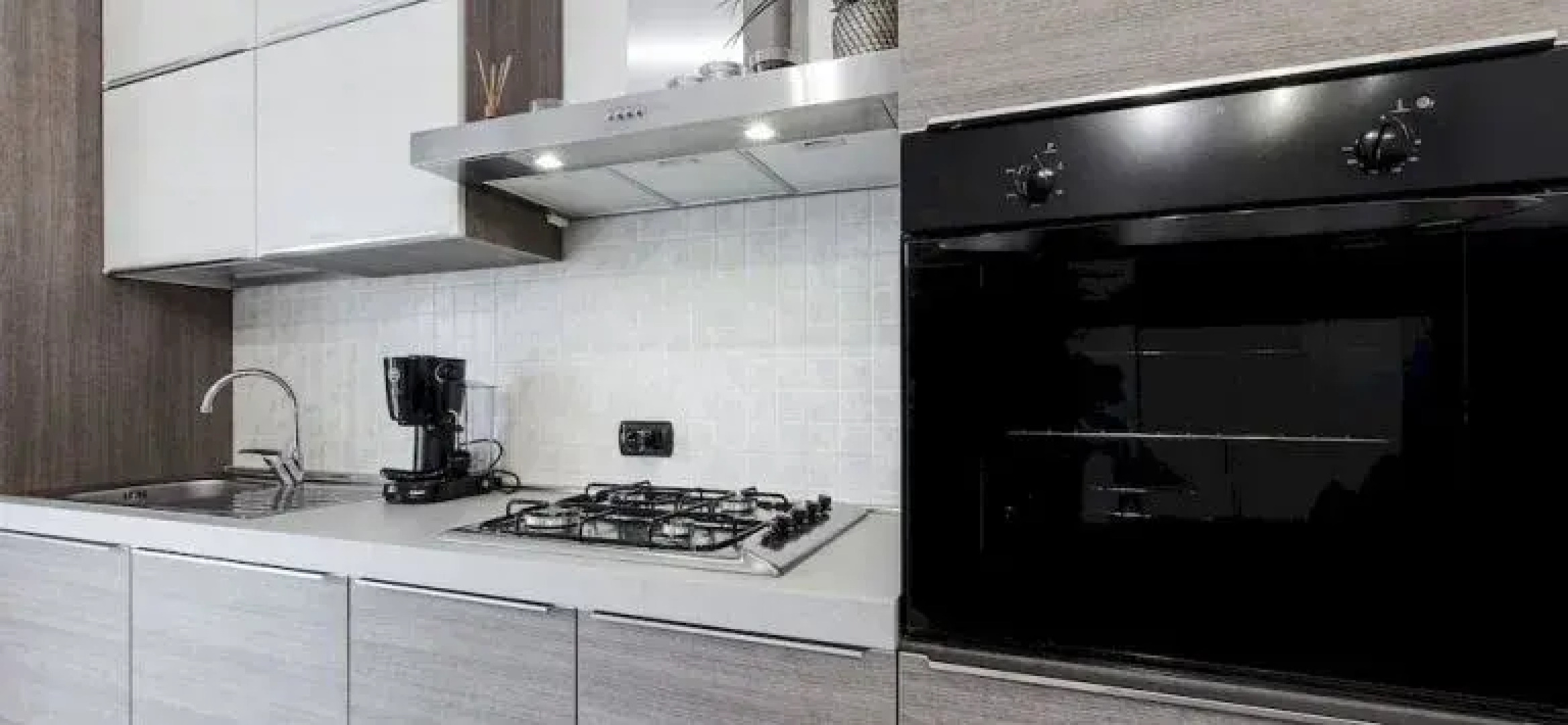 Suitelowcost - Limbiate