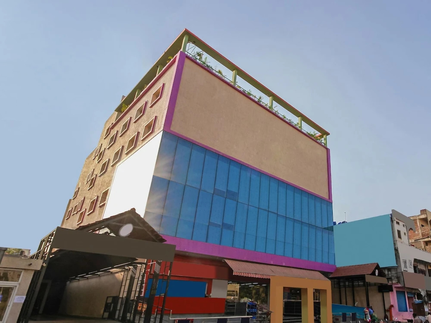 OYO 24799 Redlas Inn