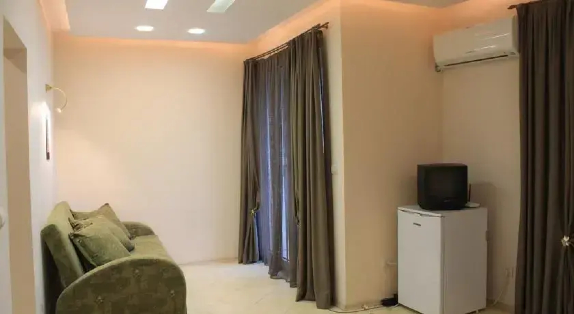 Stela Guest House