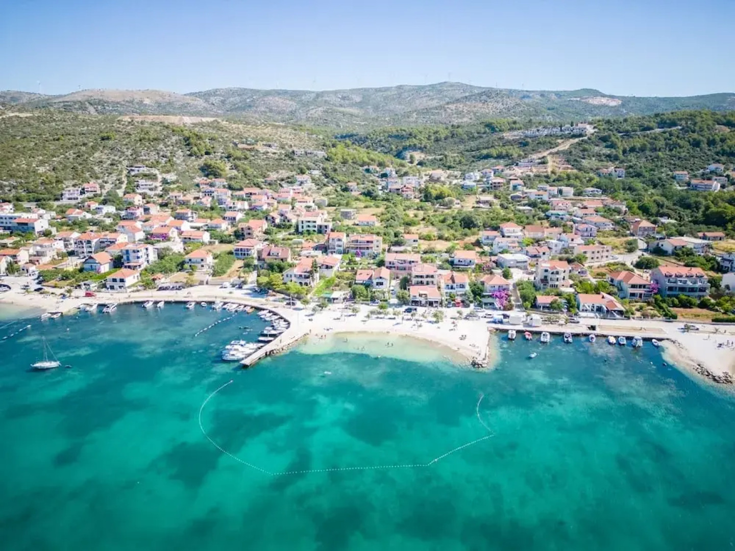 Jasna - 20m From the sea - A1