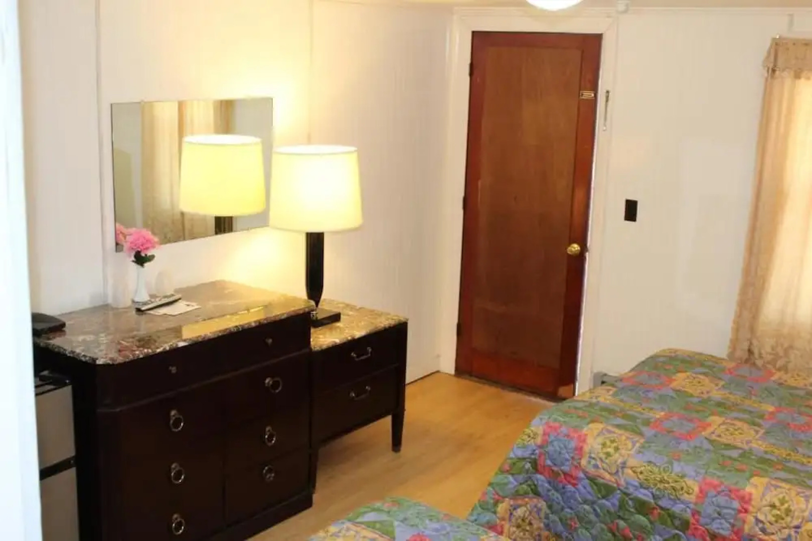 Royale Coach Motor Lodge