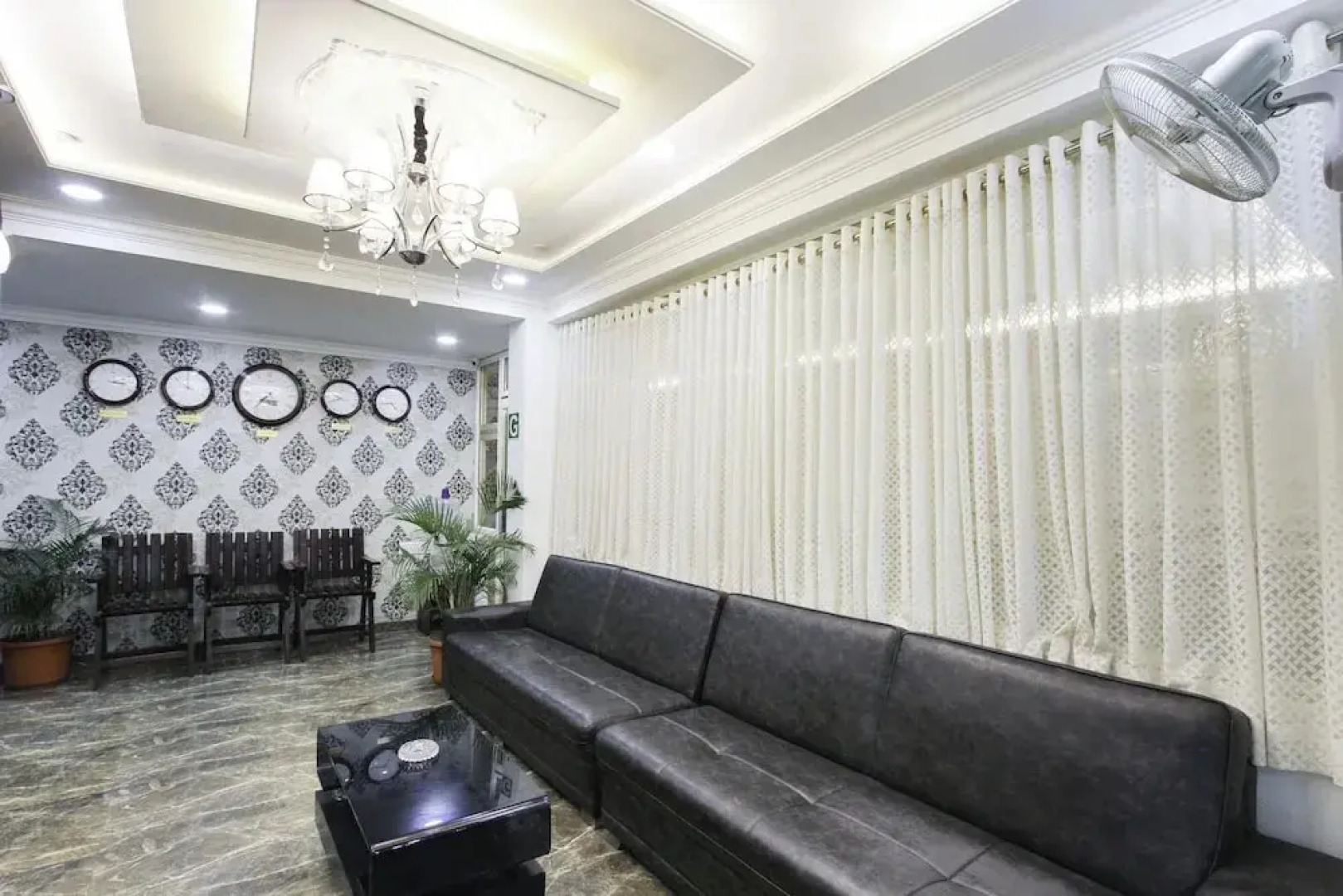 Rich Fort By OYO Rooms