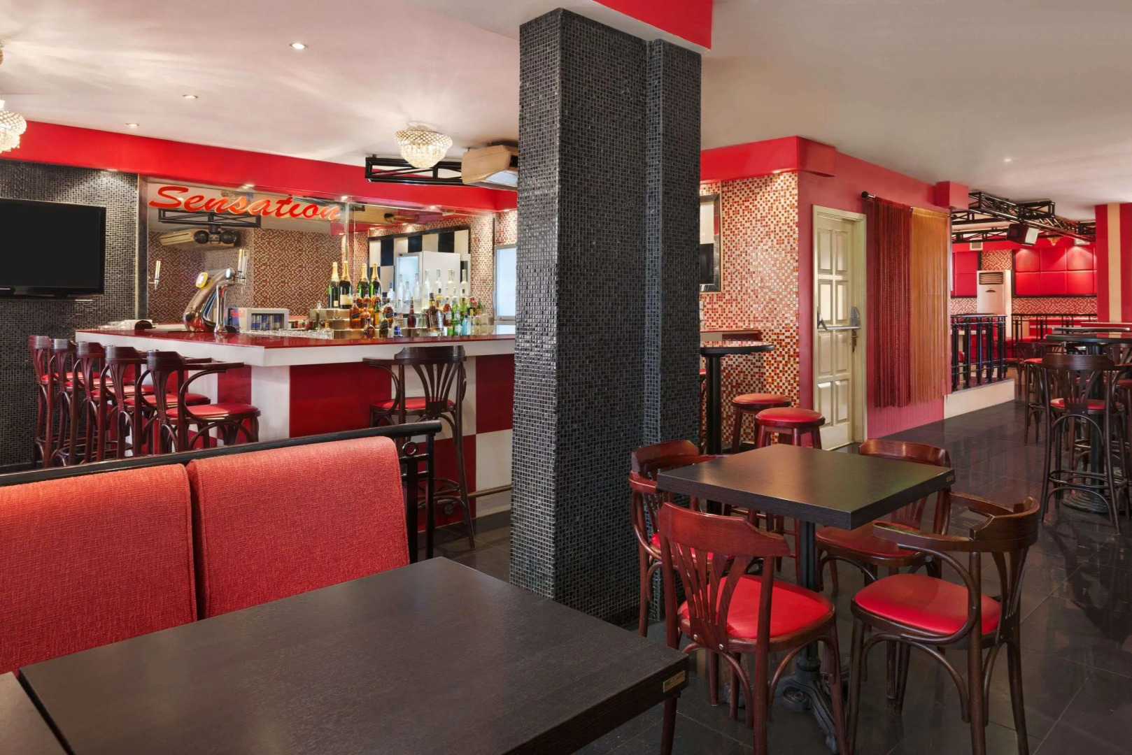 Howard Johnson by Wyndham Abu Dhabi