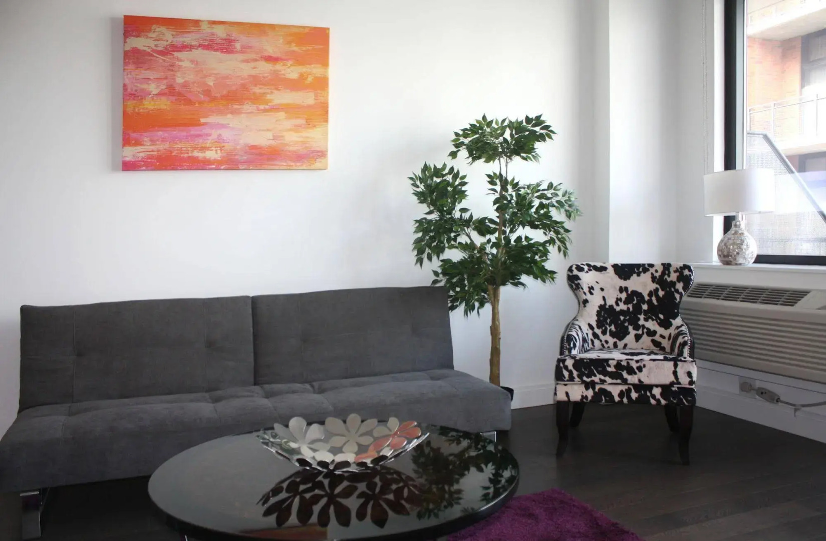 Dharma Home Suites JC at the Arts District