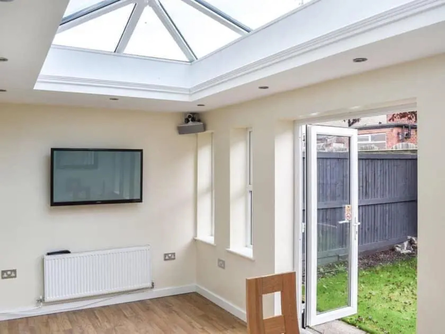 ThreeStorey Townhouse - Free parking