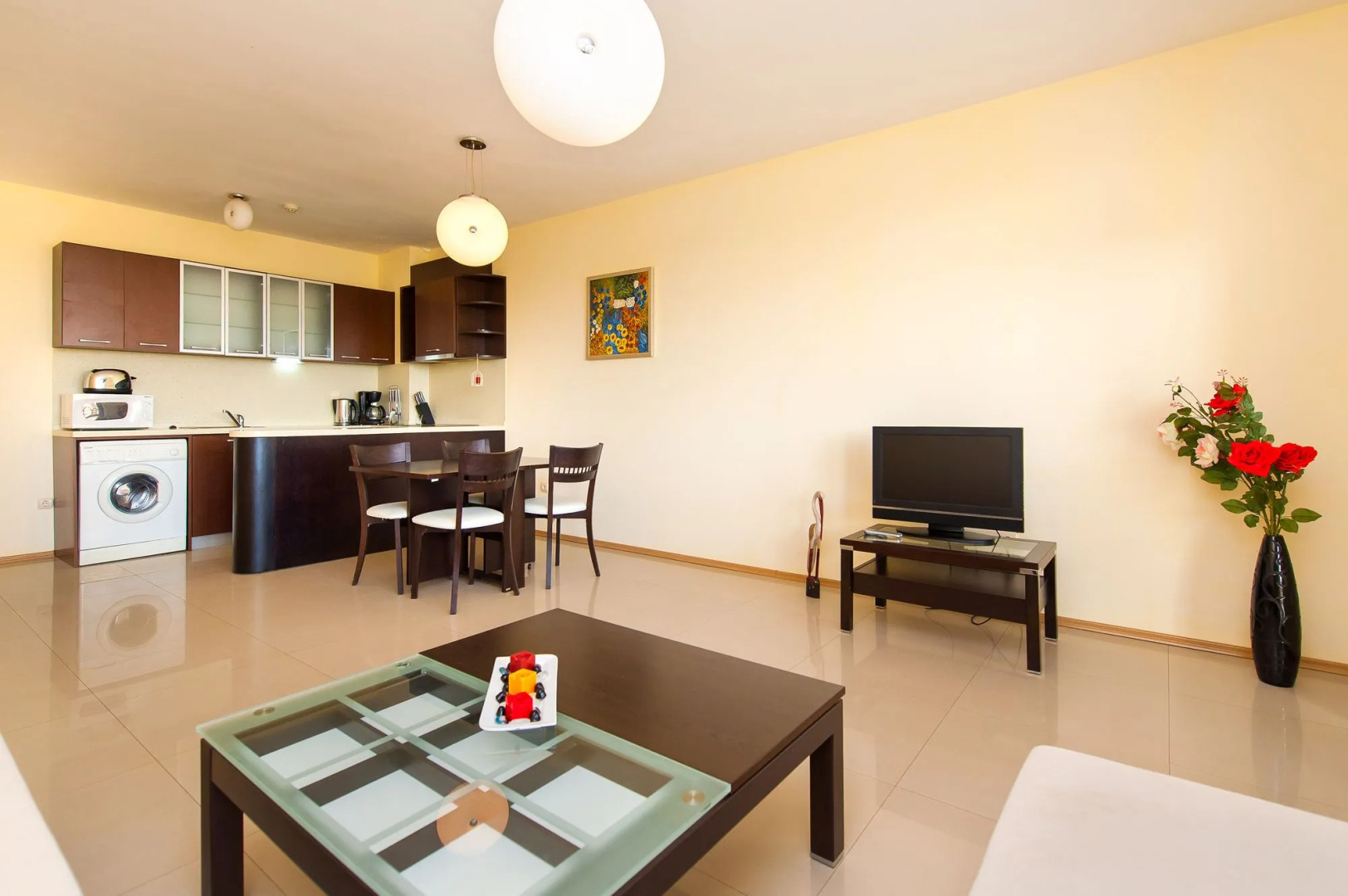 Lighthouse Apartments & Villas