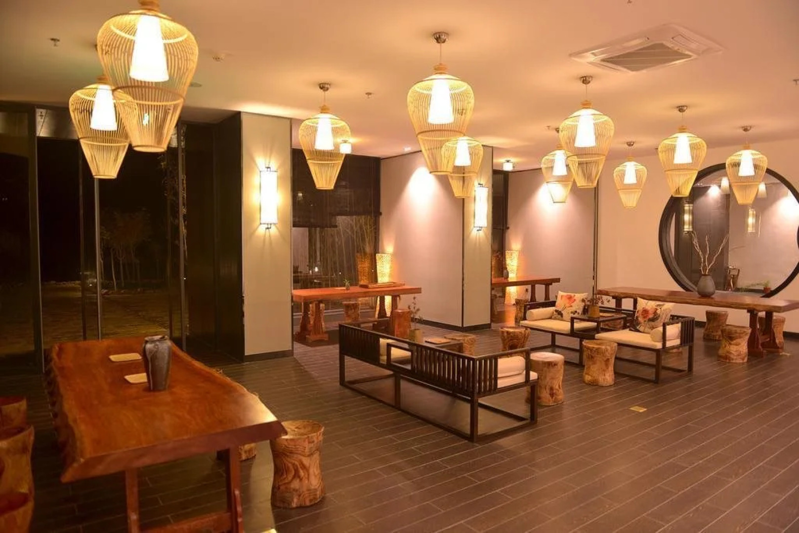 Yangshuo Yuyuan Resort （Shili Gallery &Yulong River）