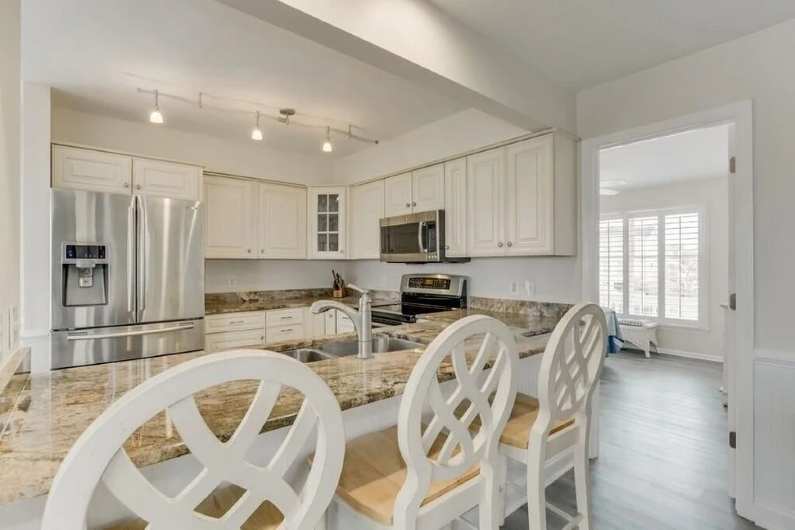 Mutual Fun - 4 Br Home