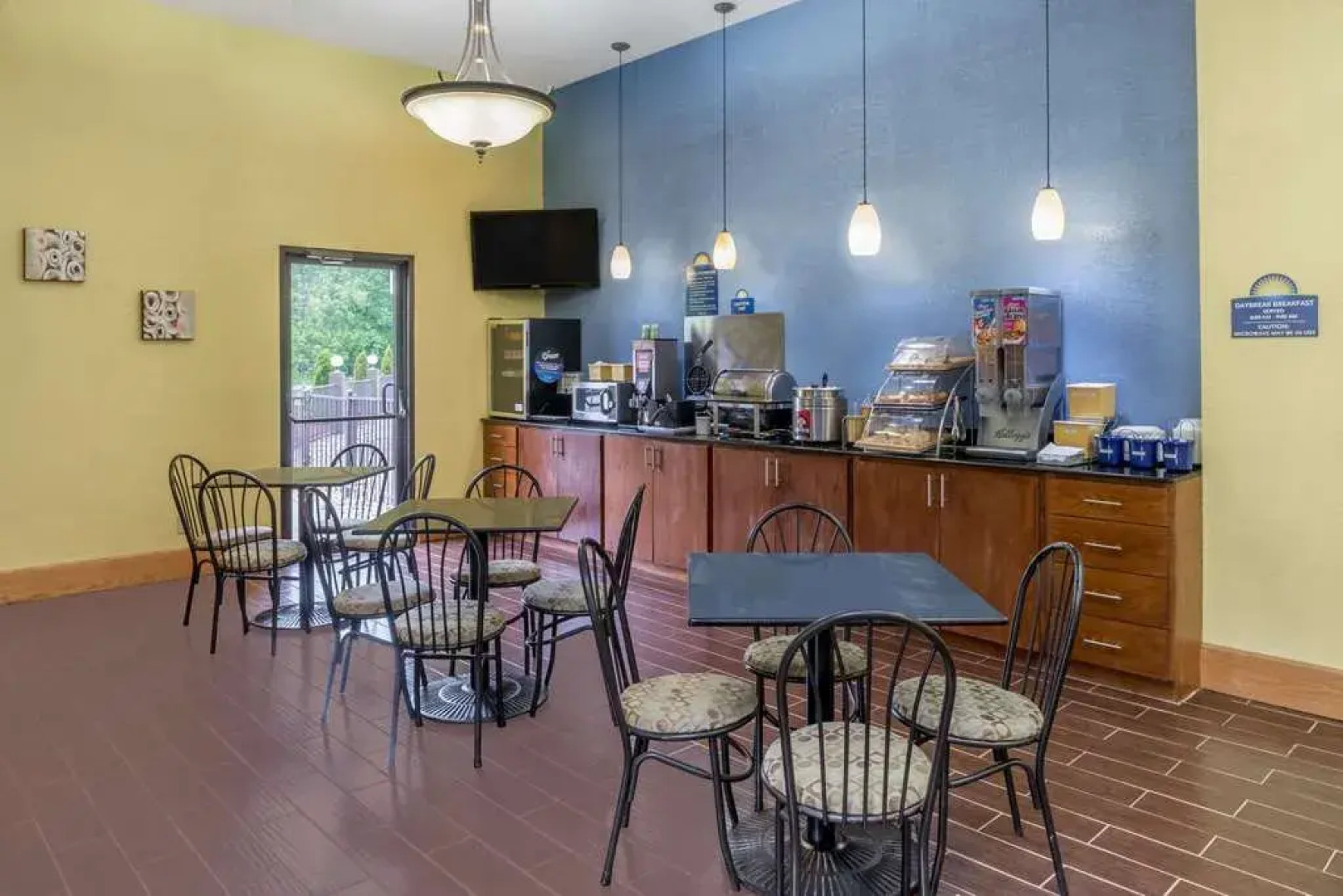 Days Inn & Suites by Wyndham Casey