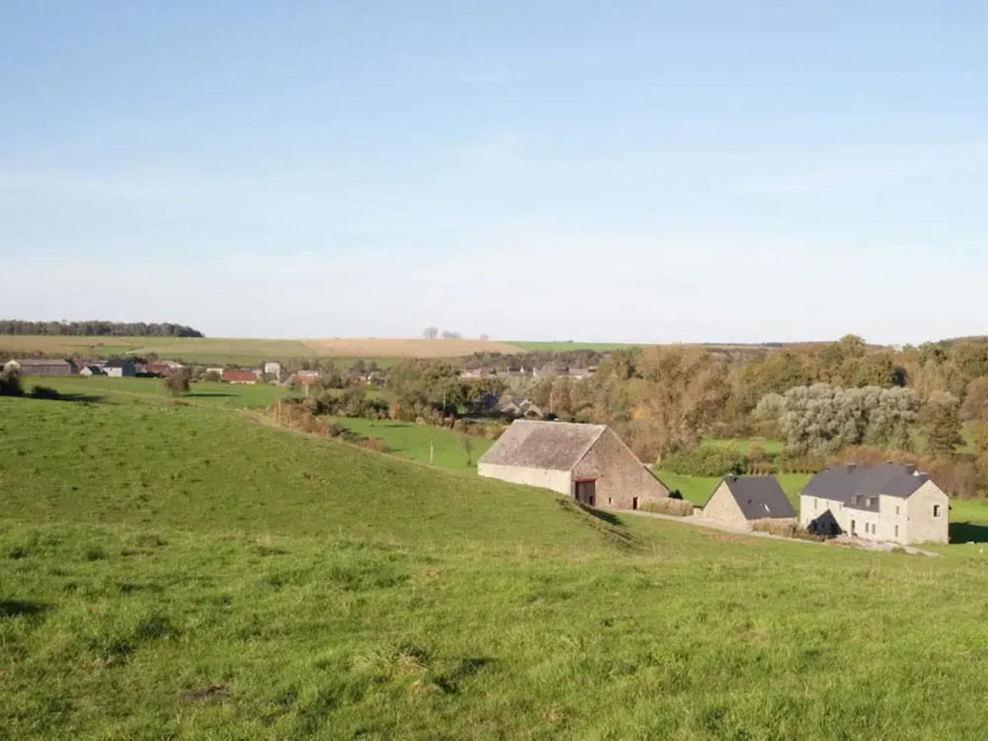 Lovely Holiday Home In Mettet With Garden