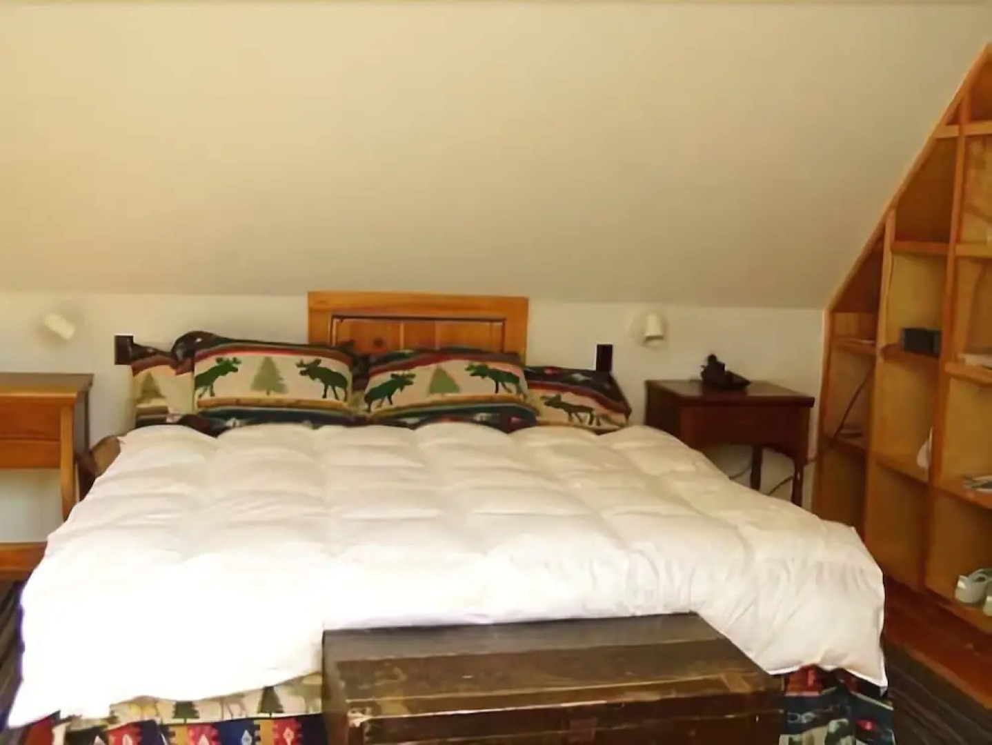 Wolfhound Cottage - One Bedroom Home