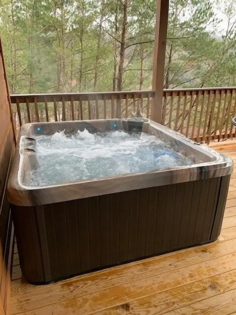Take A Paws - 3 Bedrooms, 3 Baths, Sleeps 8 1 Cabin by RedAwning