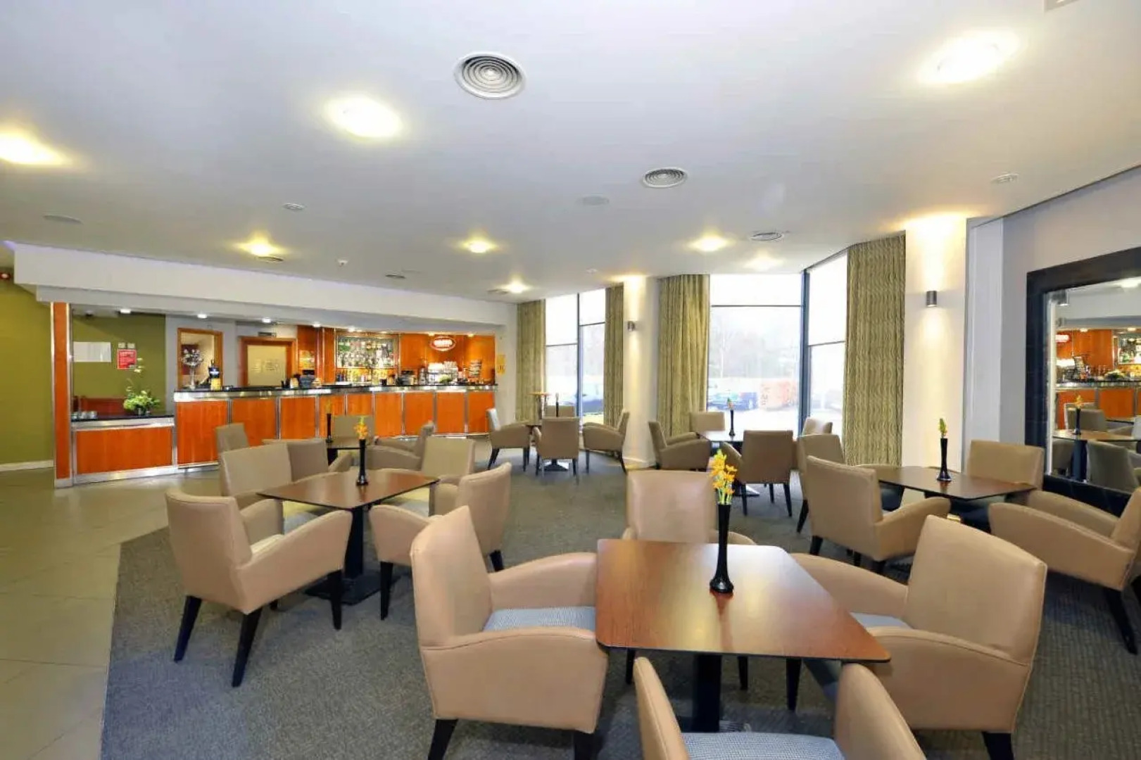 Stirling Court Hotel