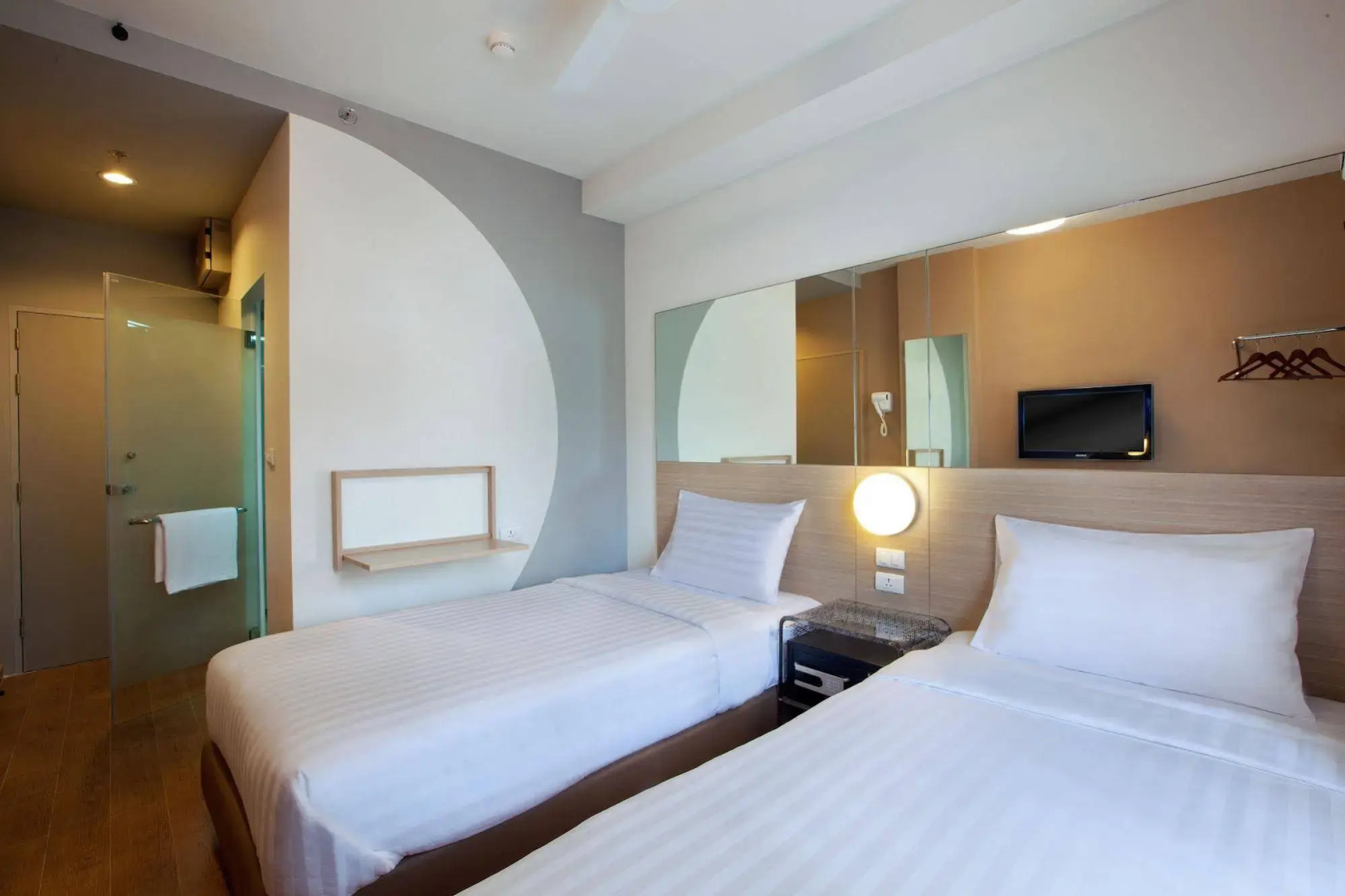 Easy Planet Bangkok Asoke