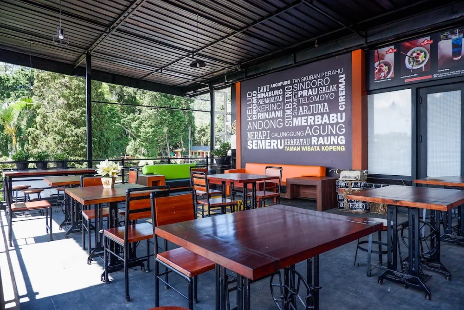 Taman Wisata Kopeng by OYO Rooms