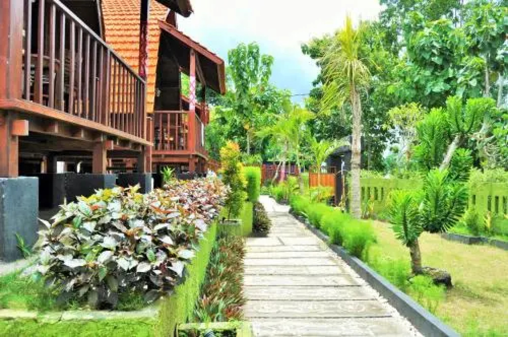 The Granyam Luxury Bungalow