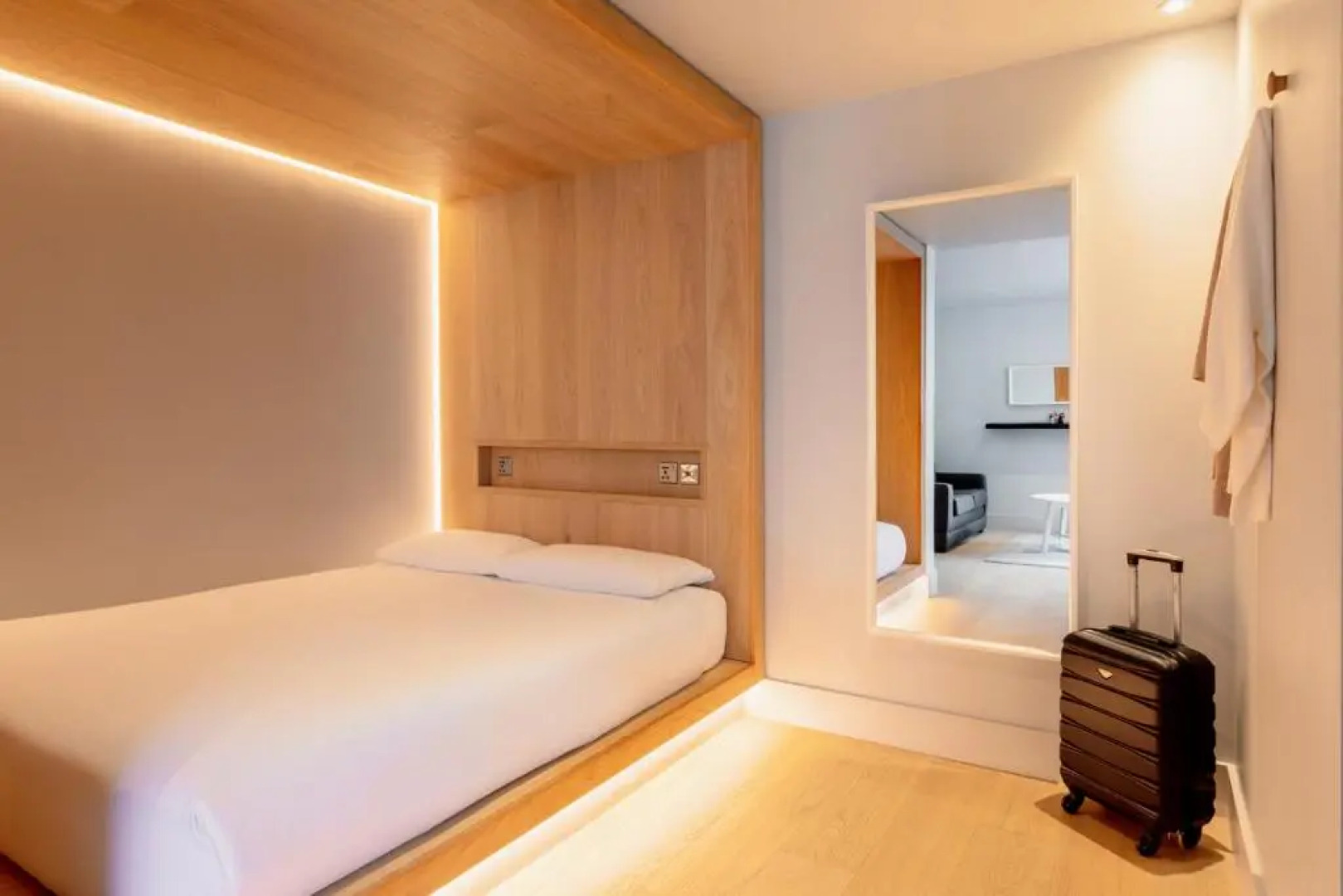 Zedwell Piccadilly Circus