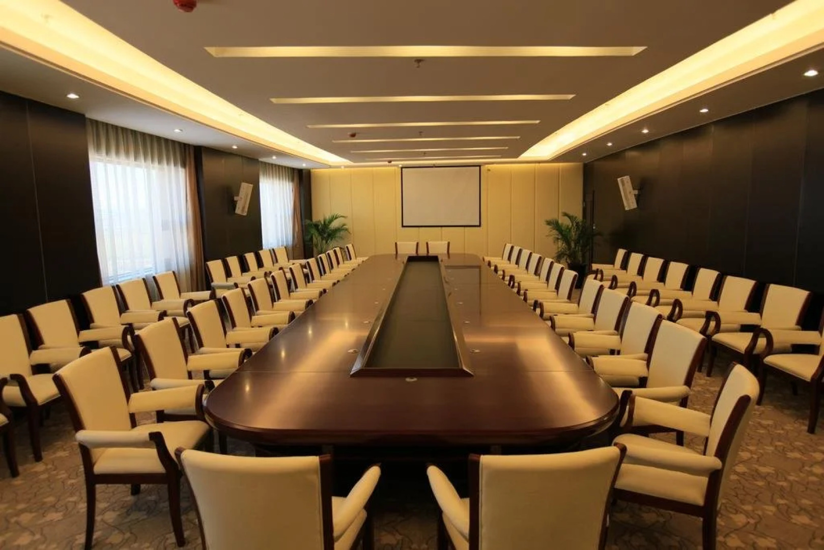 Zhangjiakou HongHao Holiday Hotel