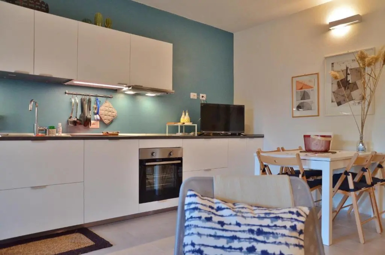 Villetta capo schiera 100 m dal mare