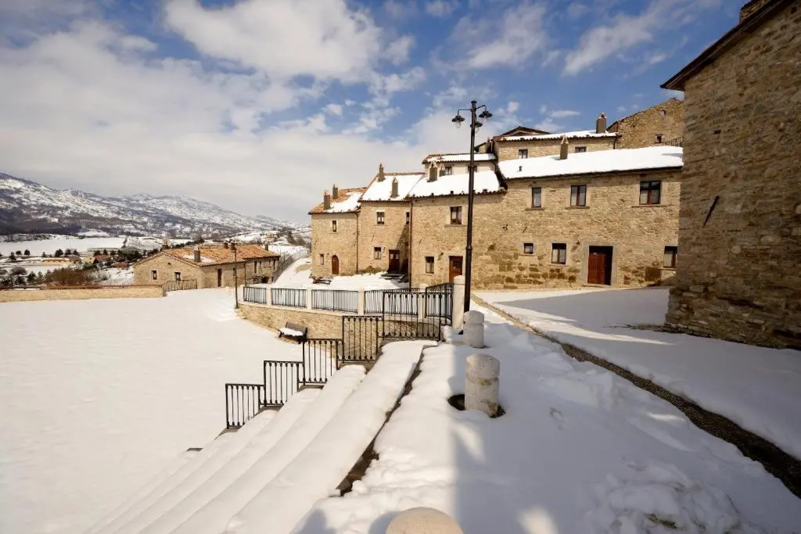 Borgotufi Albergo Diffuso