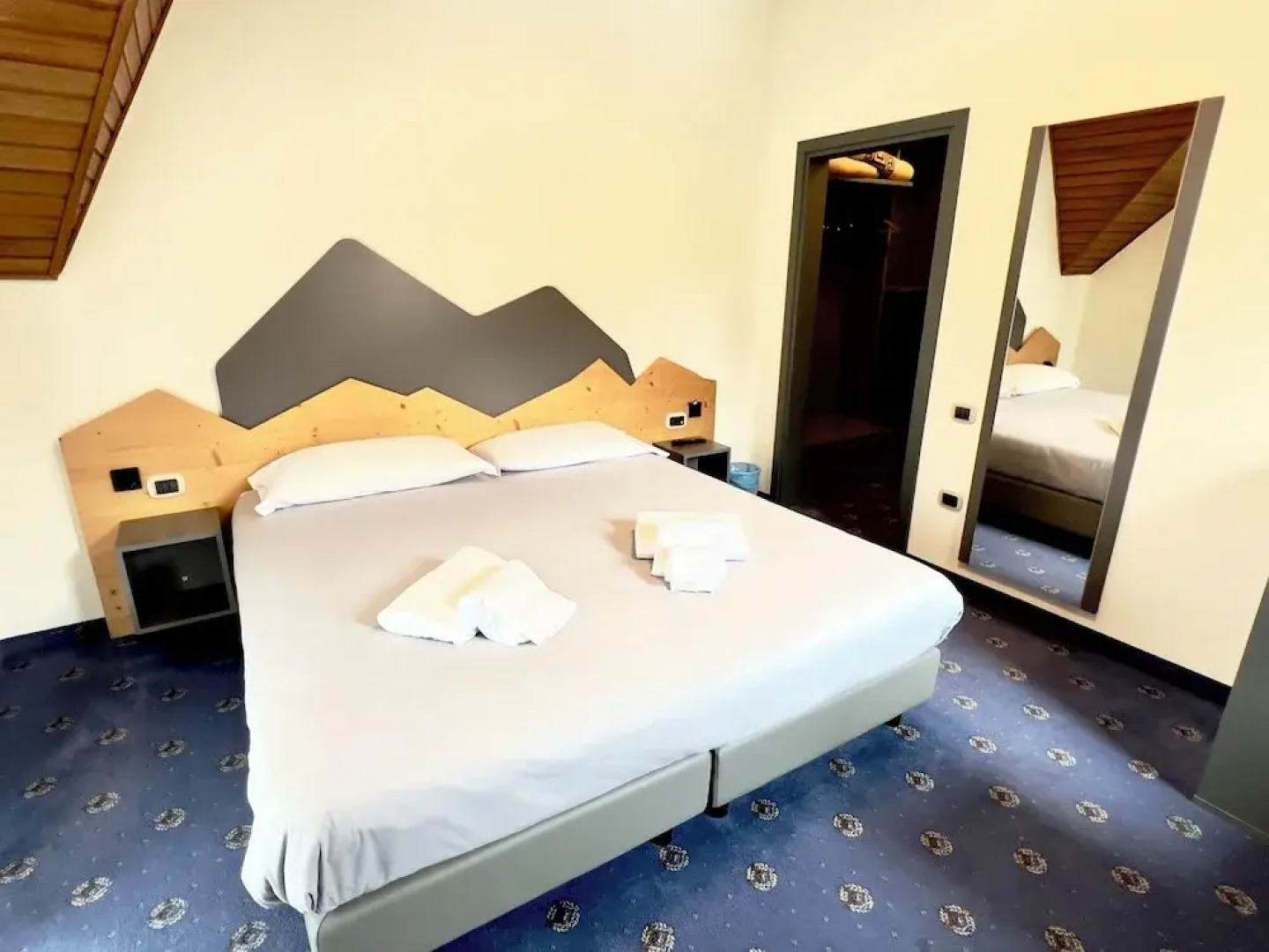 Regina del Bosco / Waldkönigin