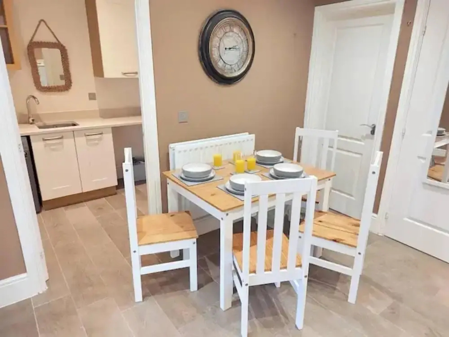 The Ayres House 2 bed Apartment in Cambridge