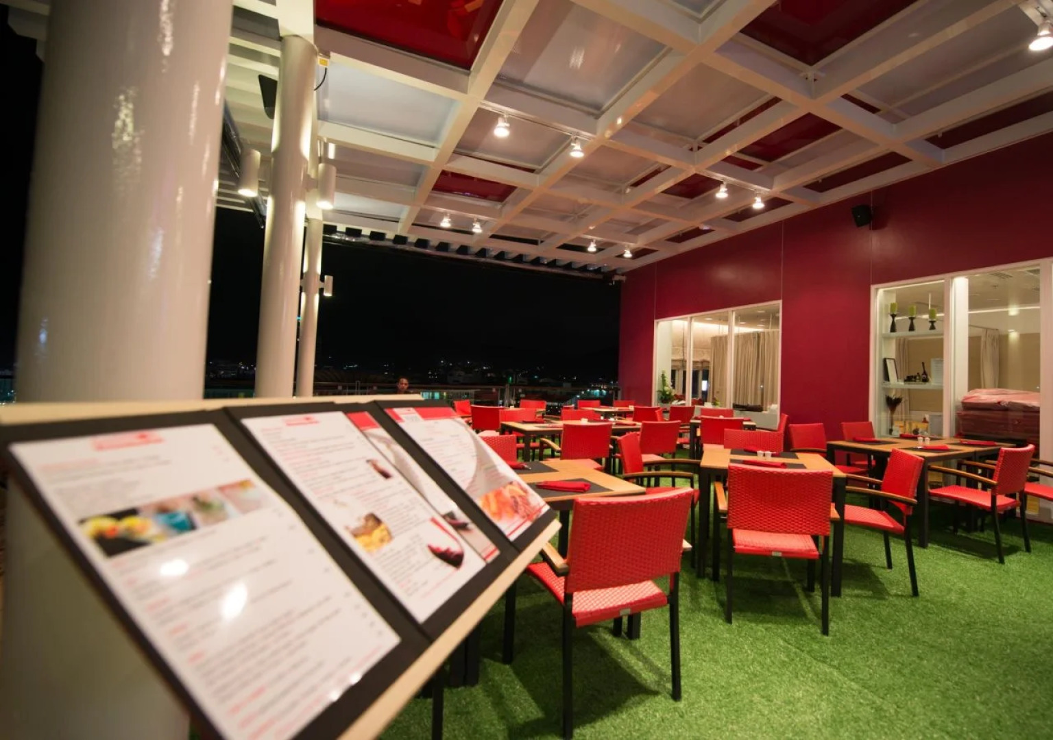 Sleep With Me Hotel design hotel @ patong