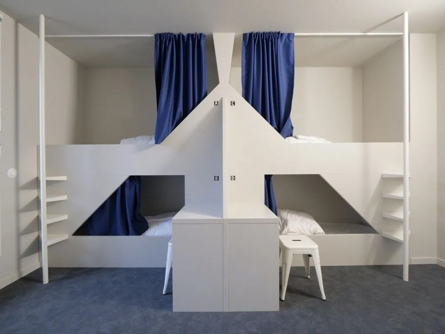 The People Hostel - Tours