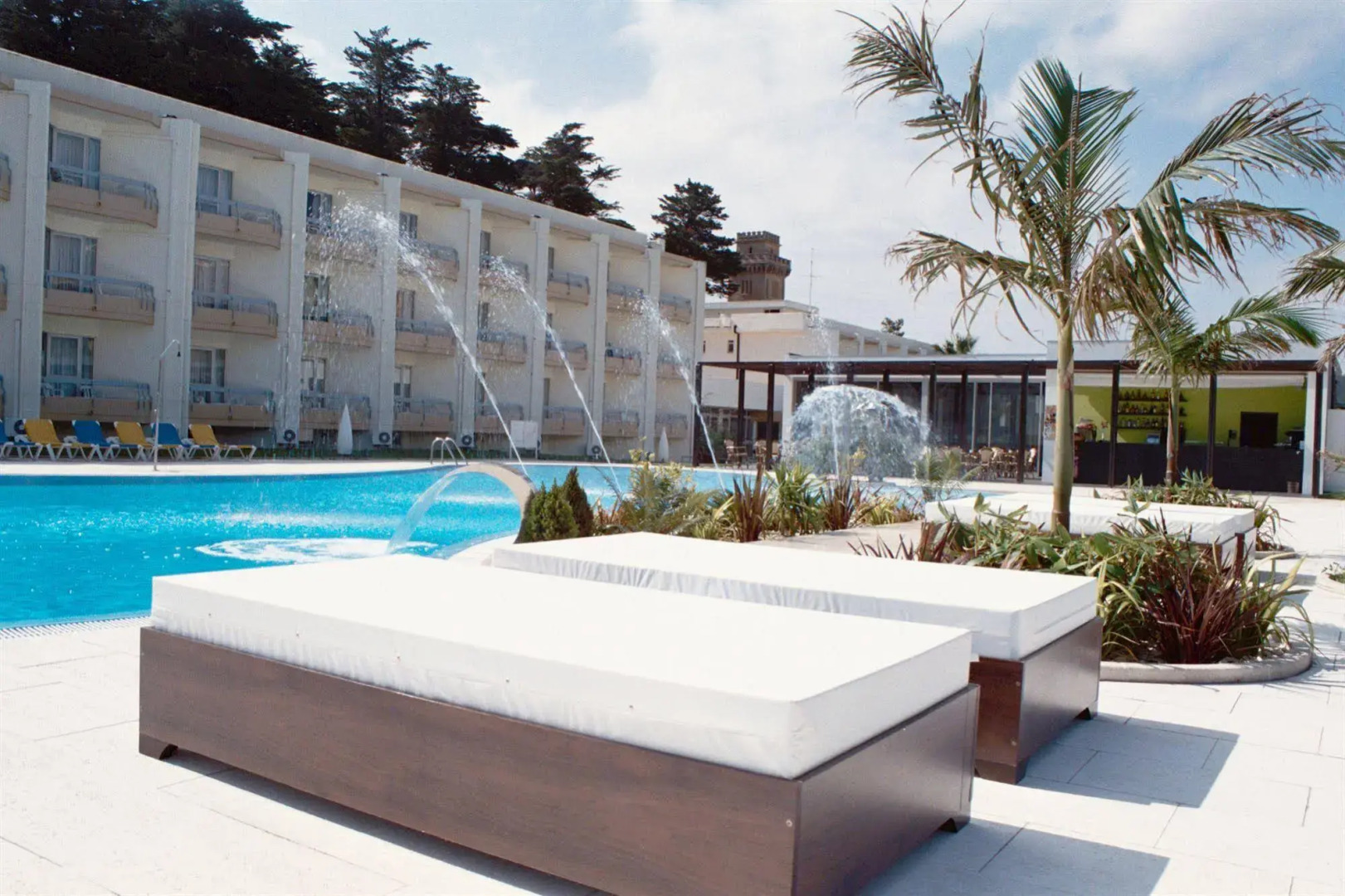 Malibu Foz Hotel - La Maison Younan