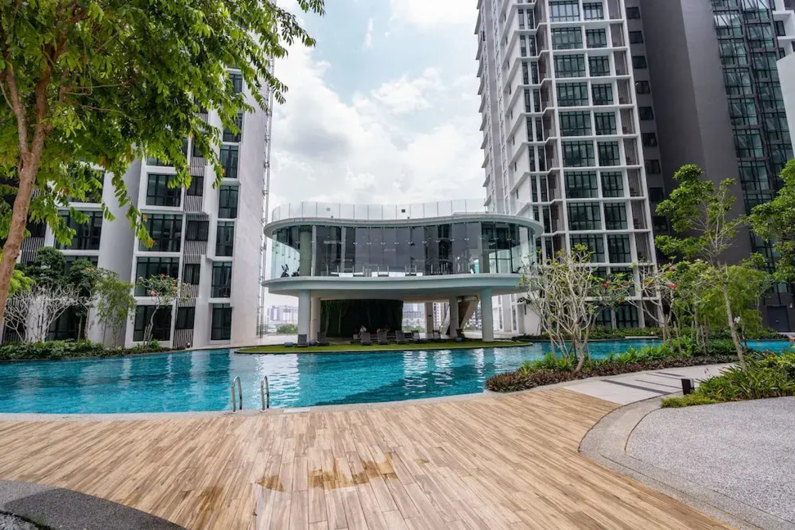 H2O Residences (PJ) by FavSpace