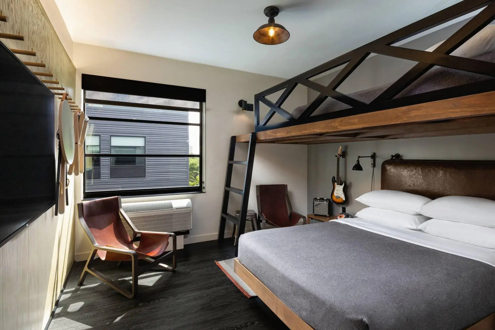 MOXY Minneapolis Uptown