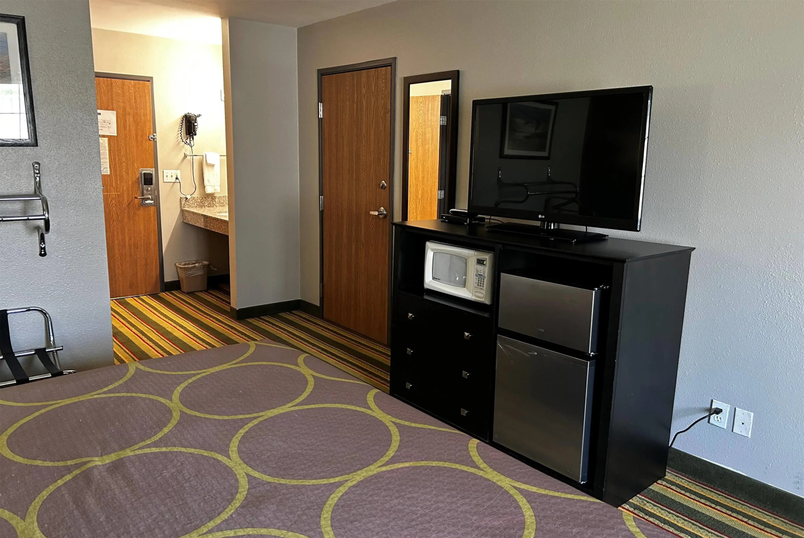 Super 8 by Wyndham Mound City