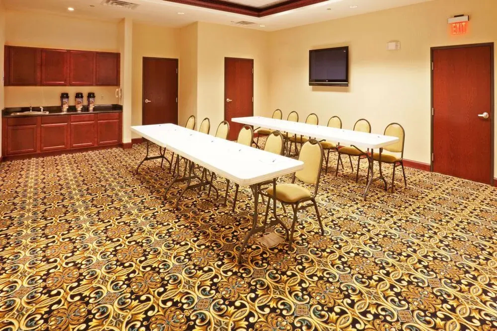 Holiday Inn Express Hotel & Suites Oklahoma City West-Yukon