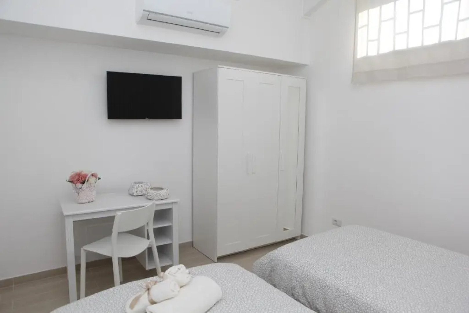 Rosy House - Hospitality