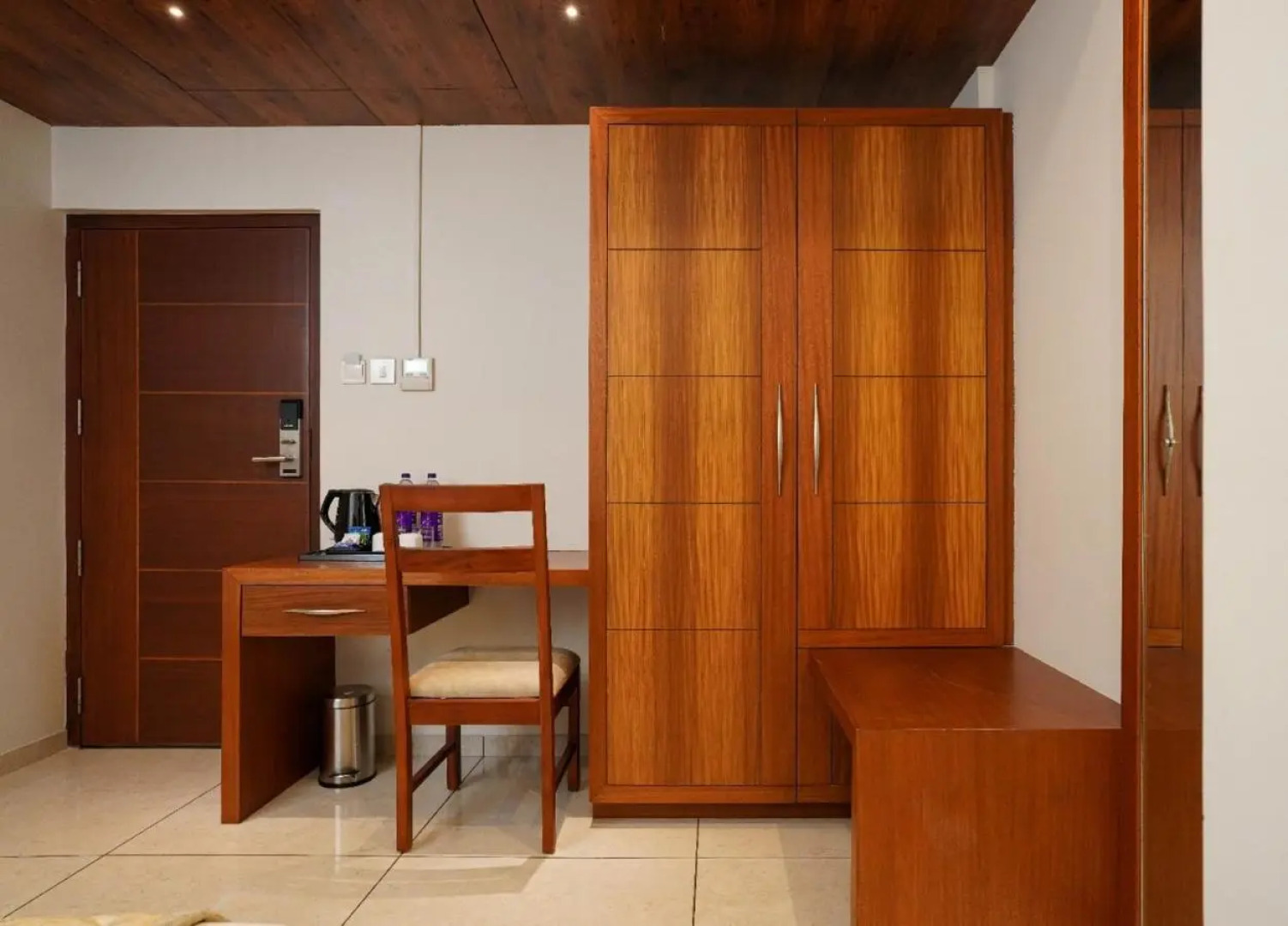 Nexstay River Mouth International