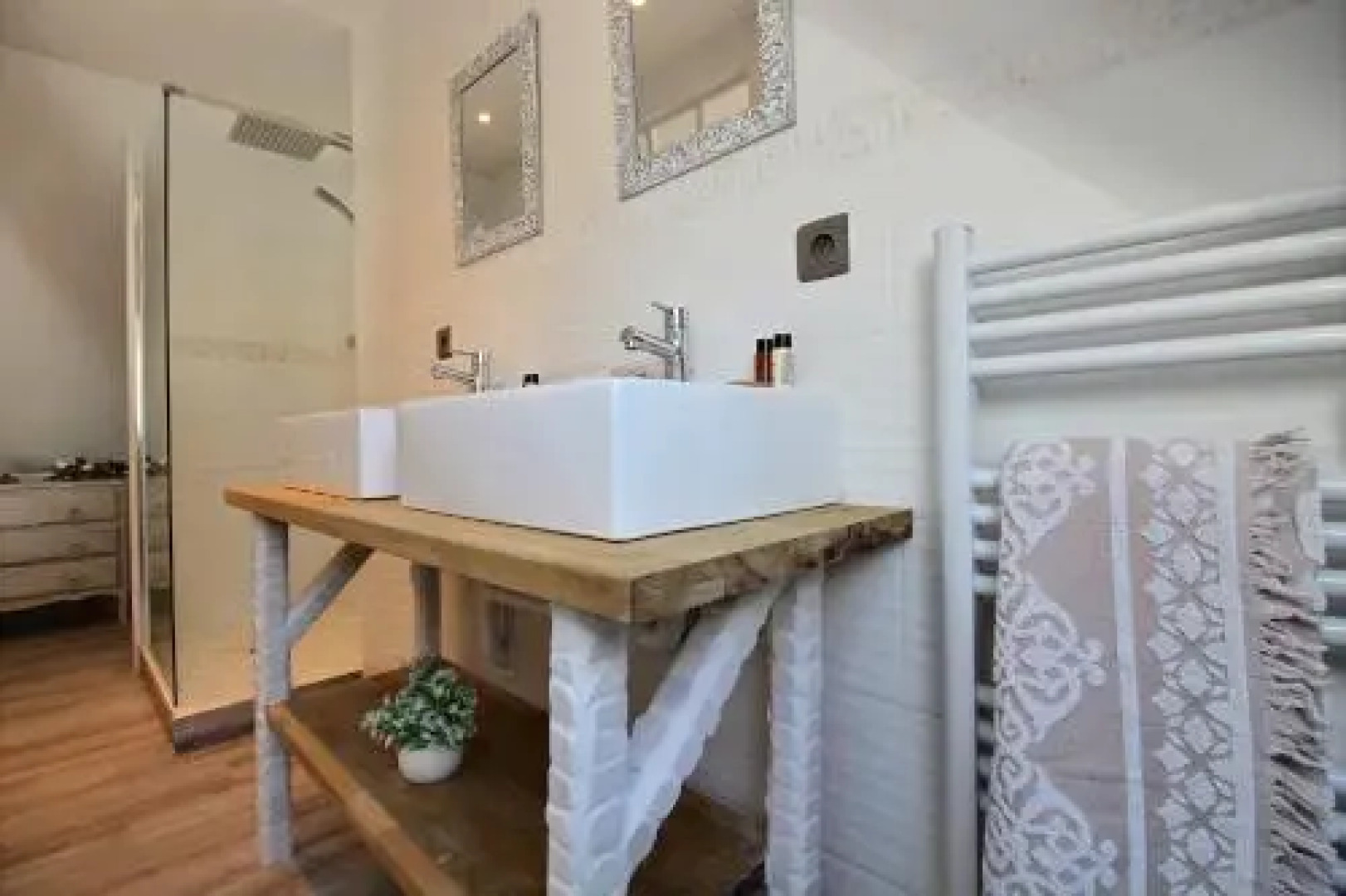 Au Jardin D'etaville