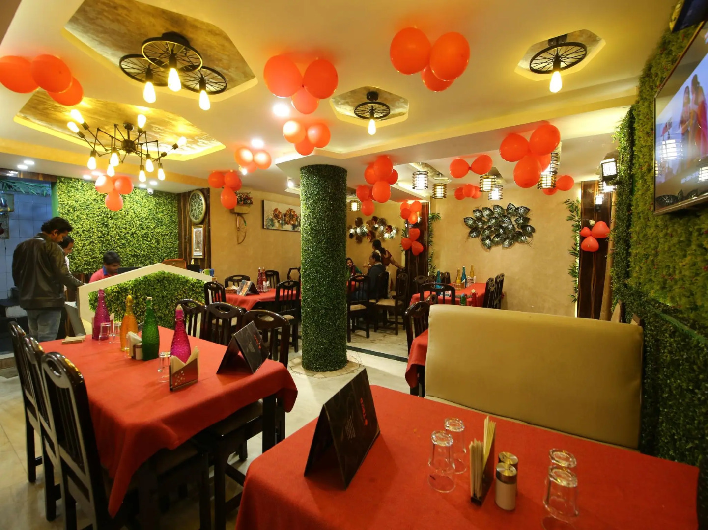 OYO 9747 Hotel Utsav