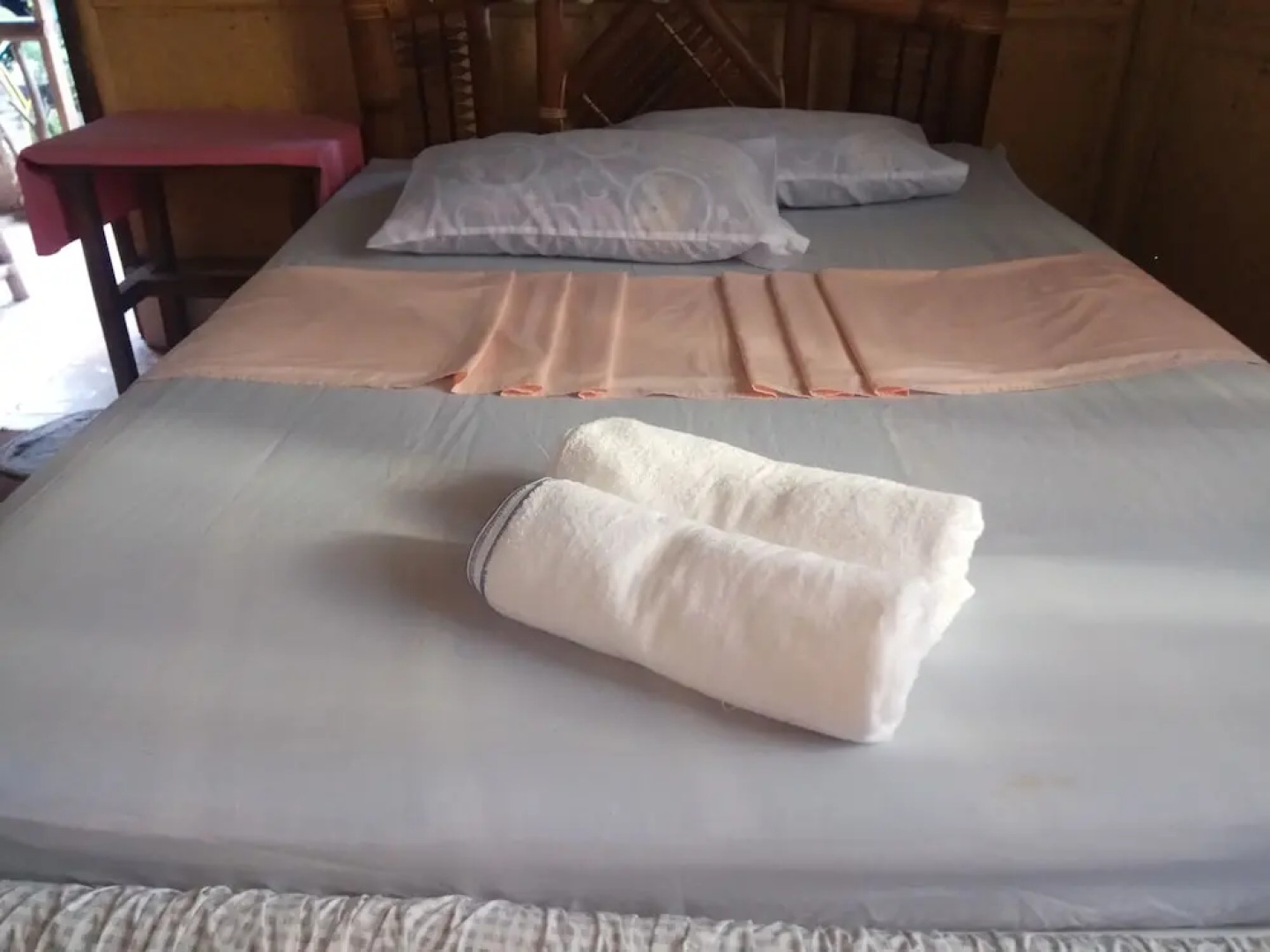 White Beach Dive & Kite Resort Carabao