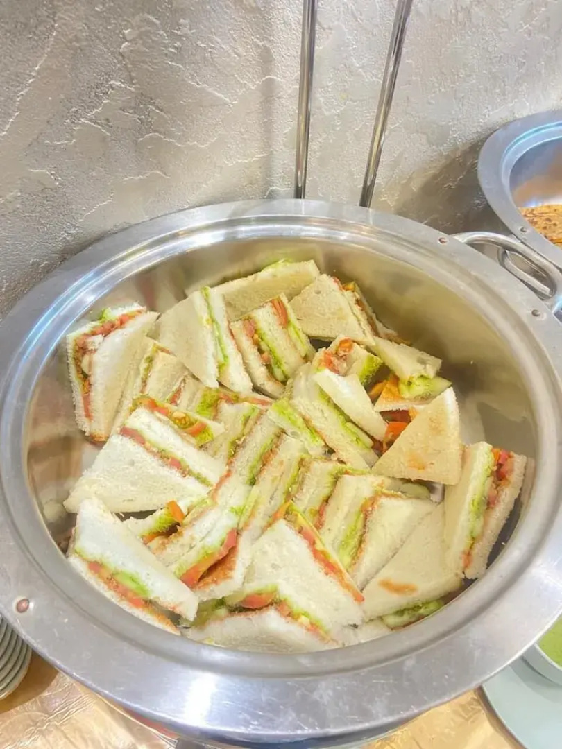 Hotel Care Residency By OYO Rooms