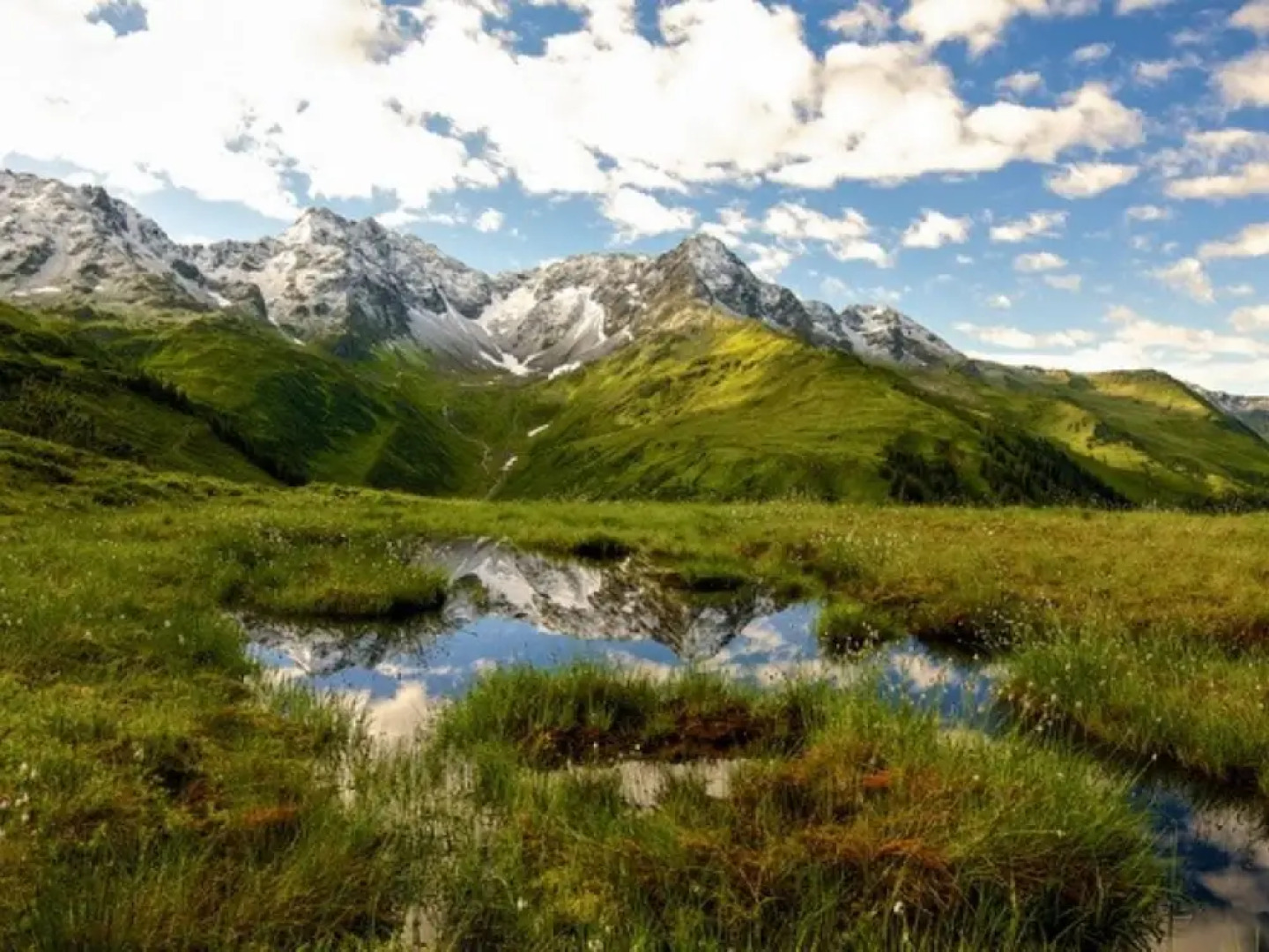 Cosy Apartment in Dalaas With Terrace, Garden & Ski-storage