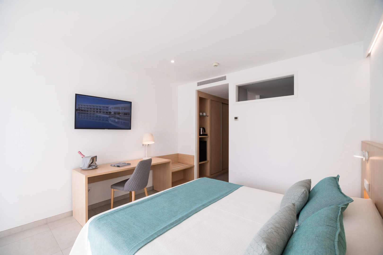 Petit Sagitario ( Only Adults )