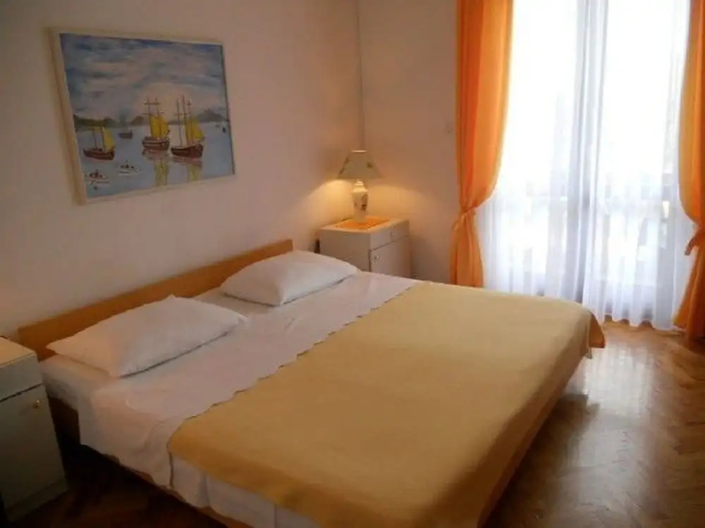 Apartments and Rooms On the Beach