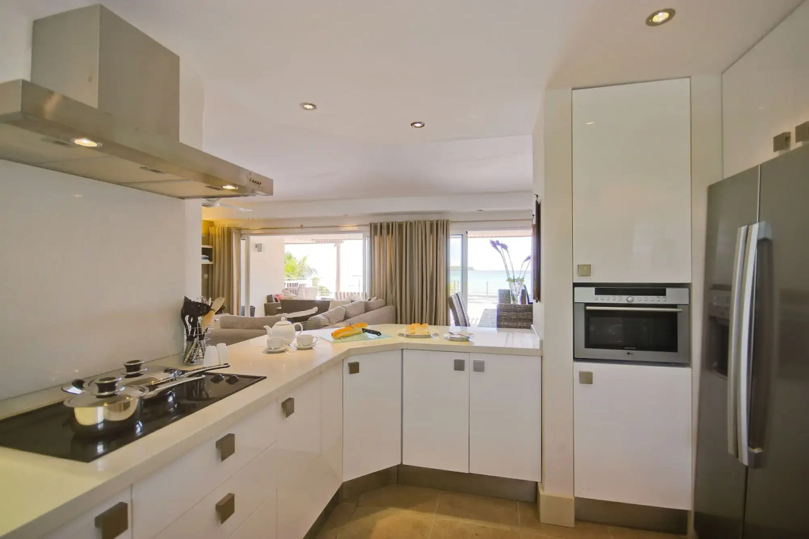 Cape Point Seafront Suites & Penthouse with LOV