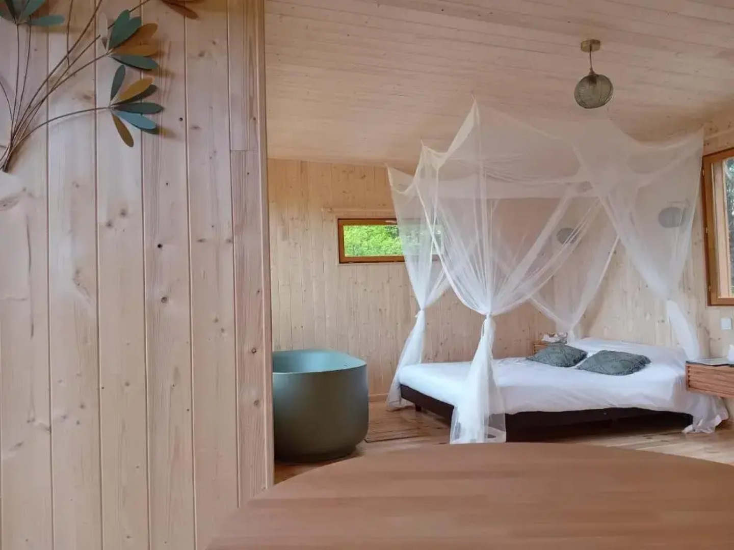 Hetre Sous Le Charme