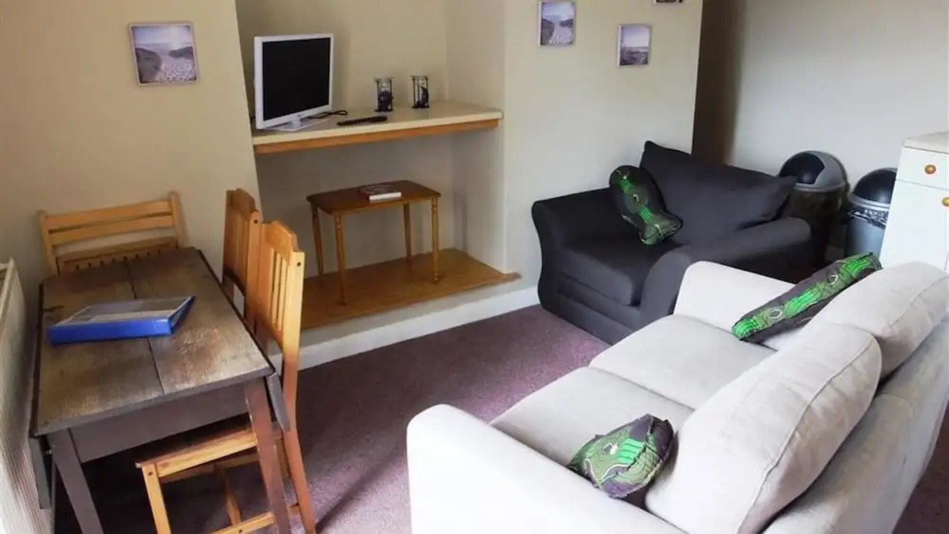 Cosheston Apartments 5