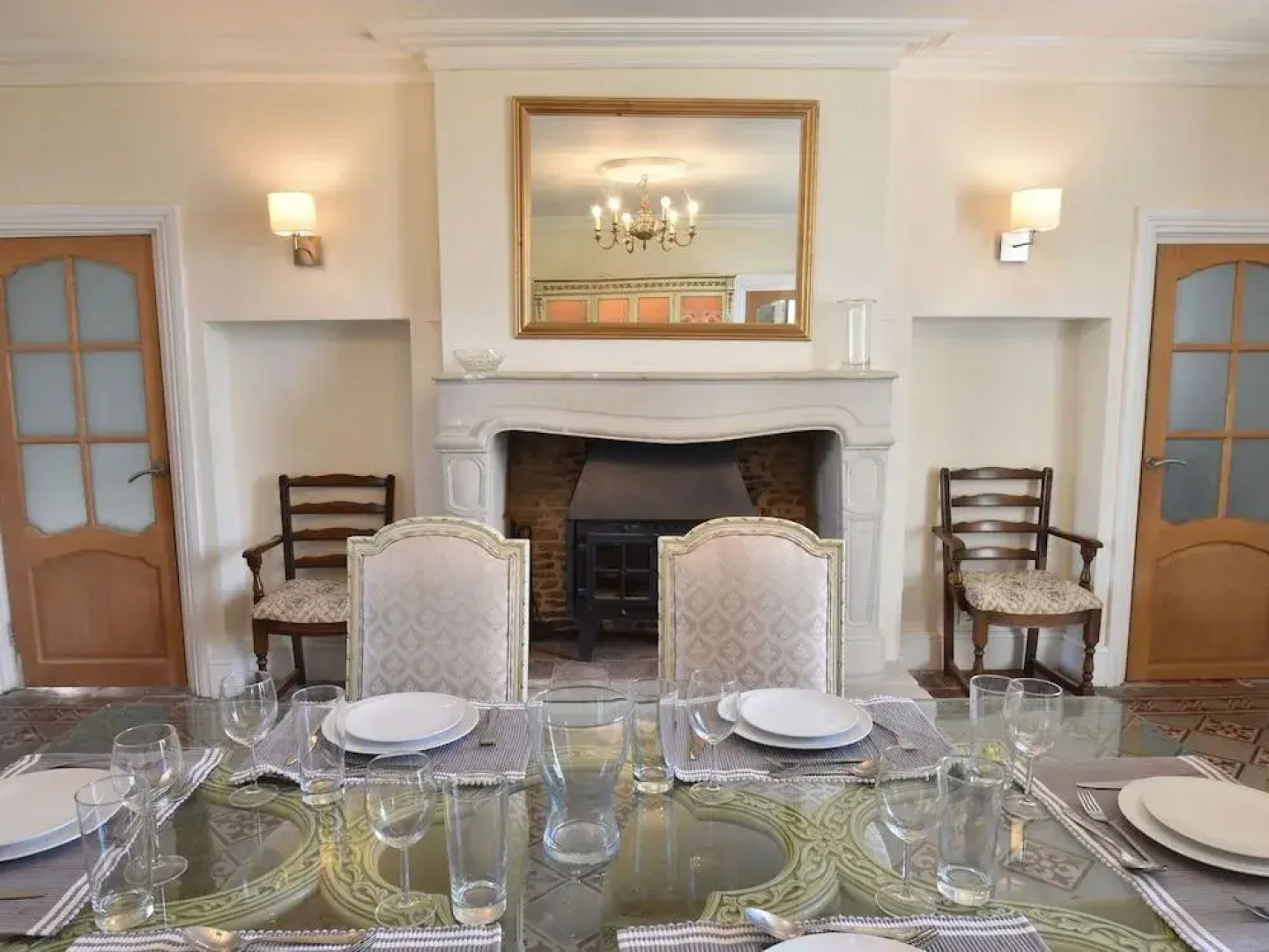 Cozy Mansion in Montreuil-la-cambe With Garden