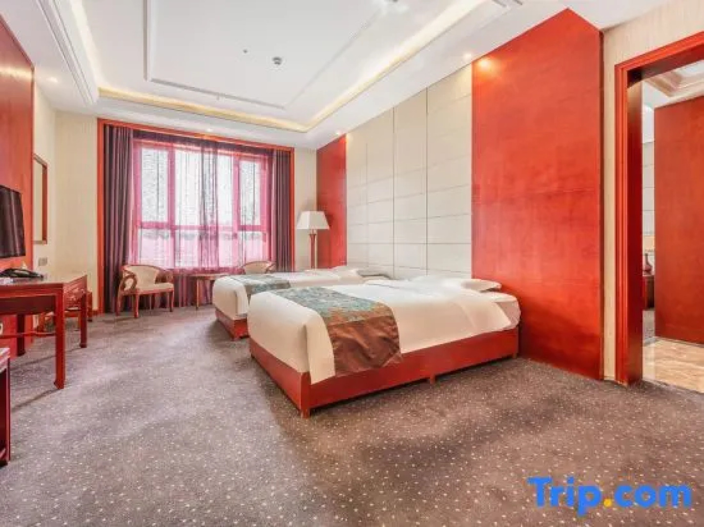 Yinlong International Hotel