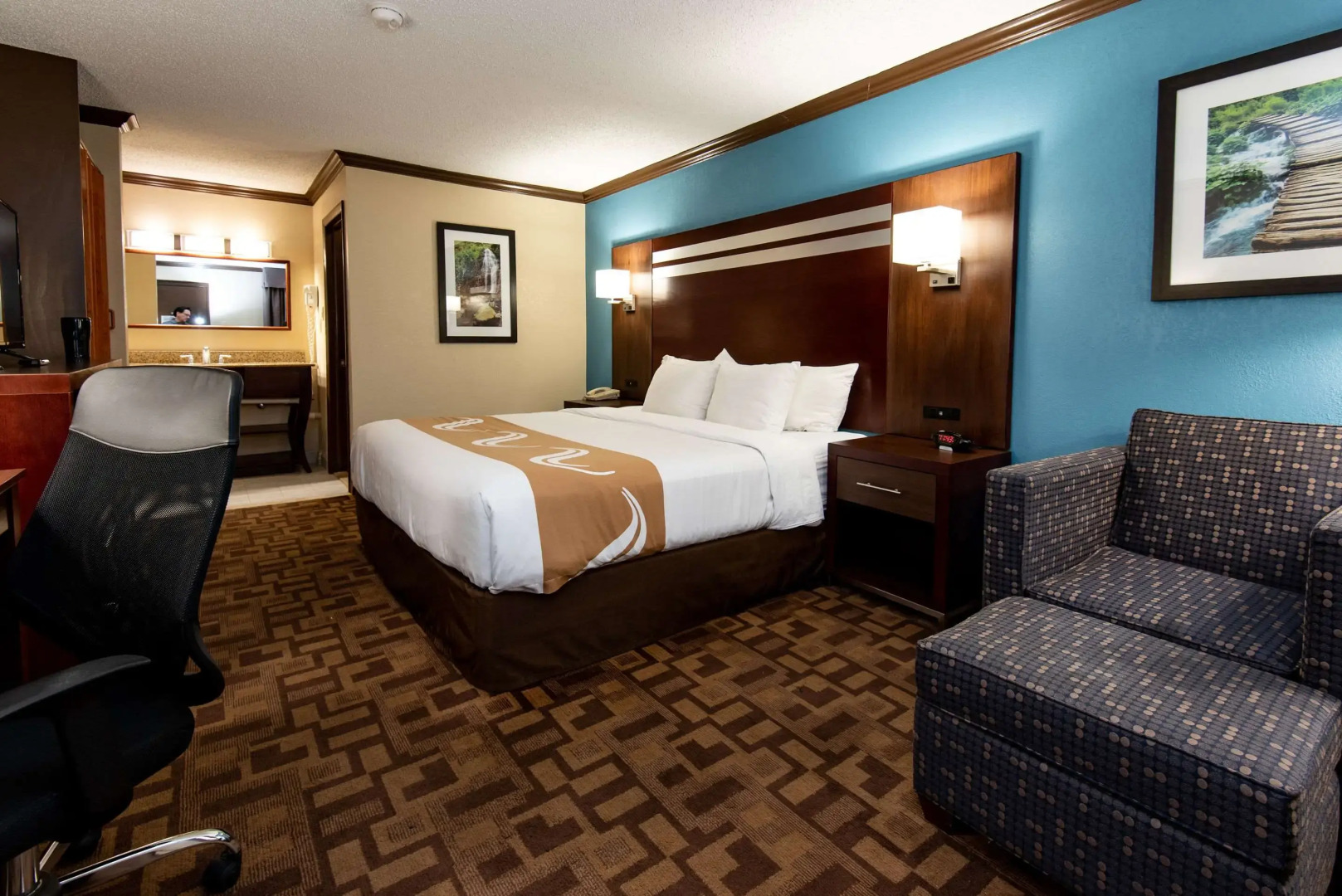Quality Inn & Suites Quakertown - Allentown