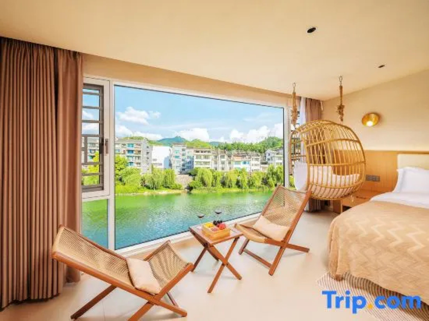 Zhenyuan Mountain Fenghesheng View Homestay