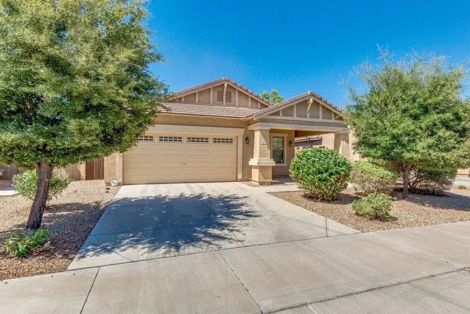 Super Goodyear Charmer! Close to Baseball With Lots to Do! by Redawning